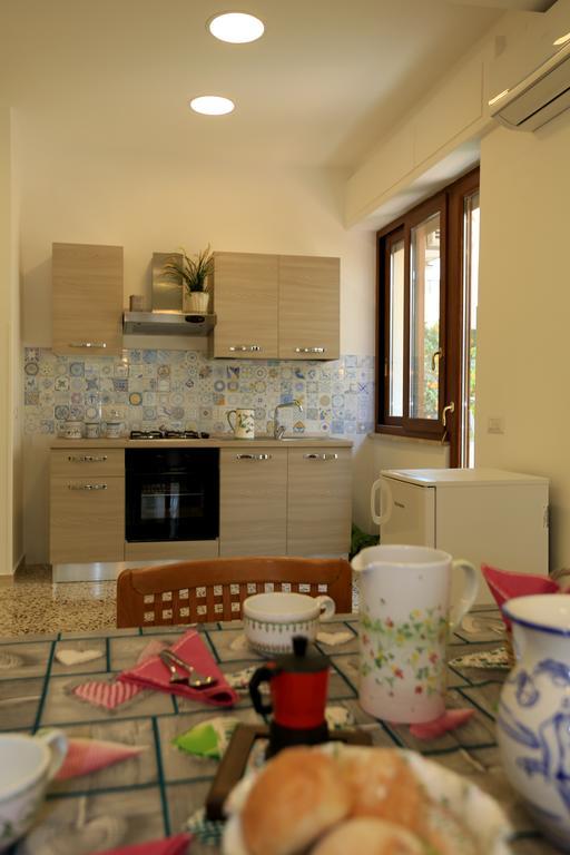 Вилла Casa Il Coccio Сорренто Экстерьер фото